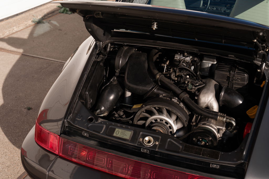 Porsche 964 Carrera 4