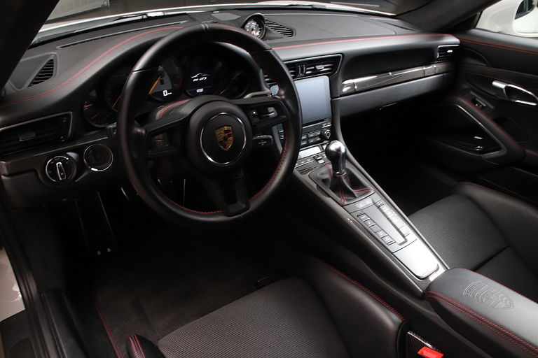 Porsche 991 GT3 Touring