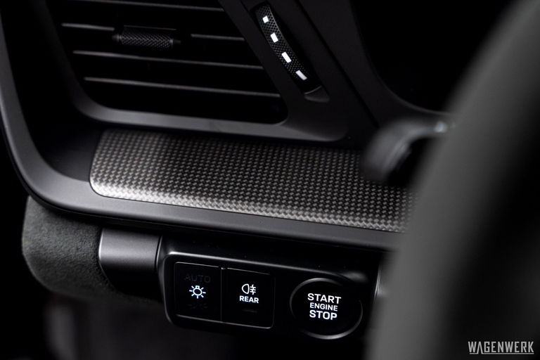 Porsche 992.2 Carrera GTS