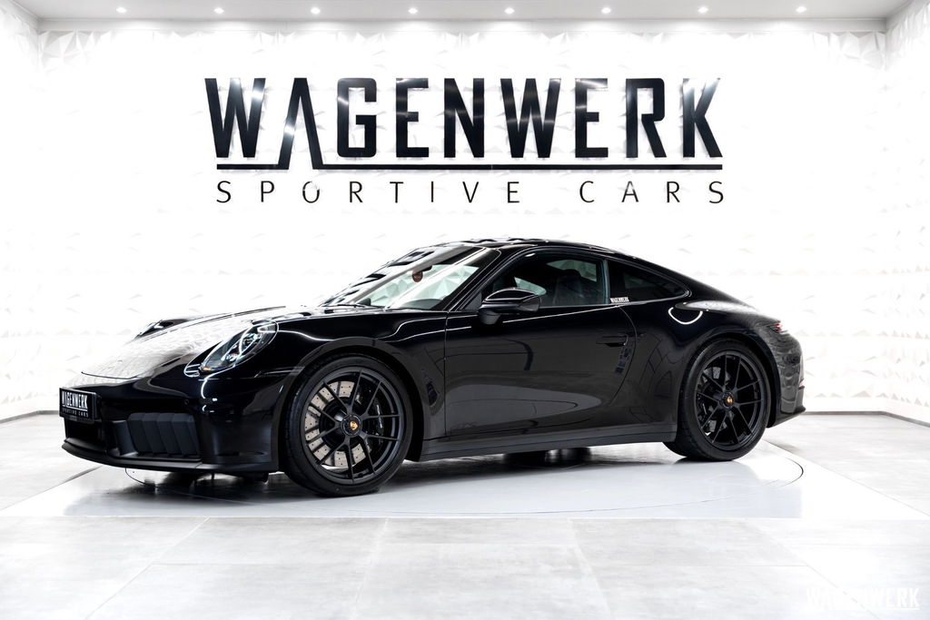 Porsche 992.2 Carrera GTS