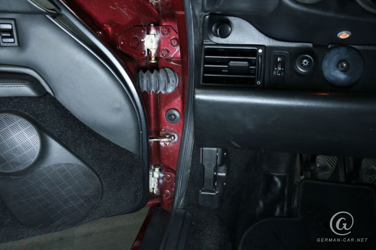 Porsche 993 Carrera 4S