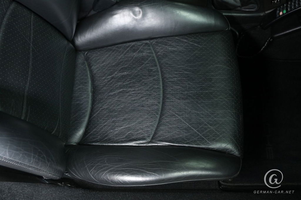 Porsche 993 Carrera 4S