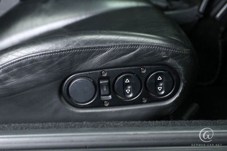 Porsche 993 Carrera 4S