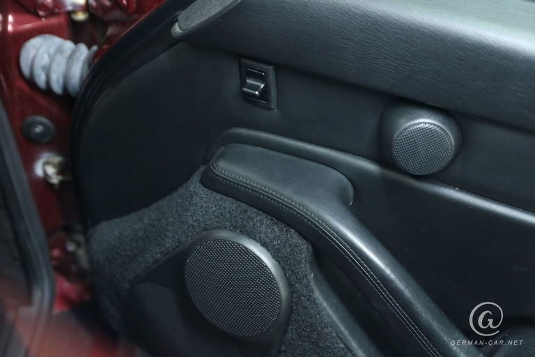 Porsche 993 Carrera 4S