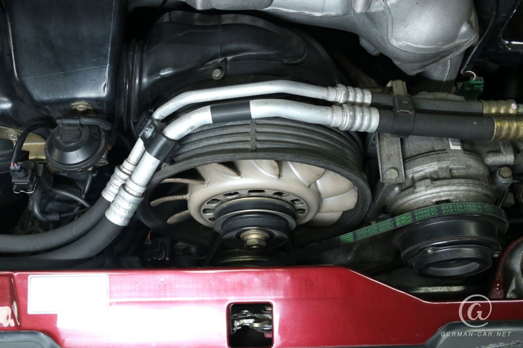 Porsche 993 Carrera 4S