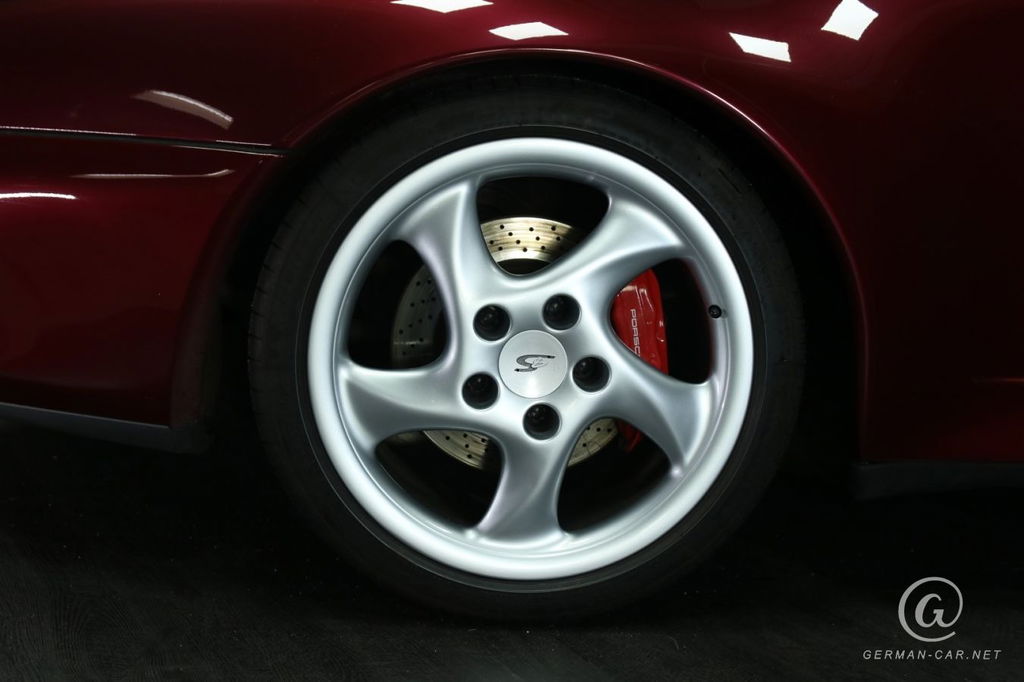 Porsche 993 Carrera 4S
