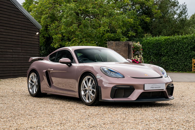 Porsche 718 Cayman GT4