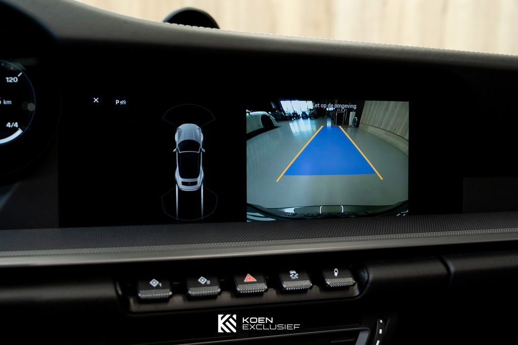 Porsche 992 Carrera 4S