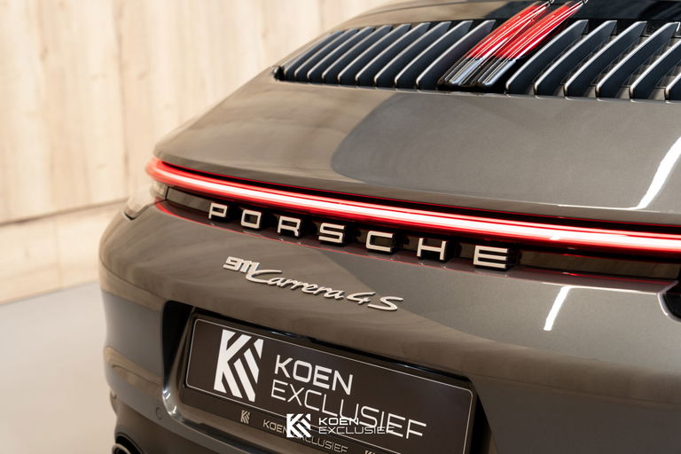 Porsche 992 Carrera 4S