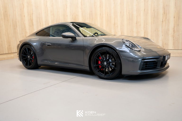 Porsche 992 Carrera 4S