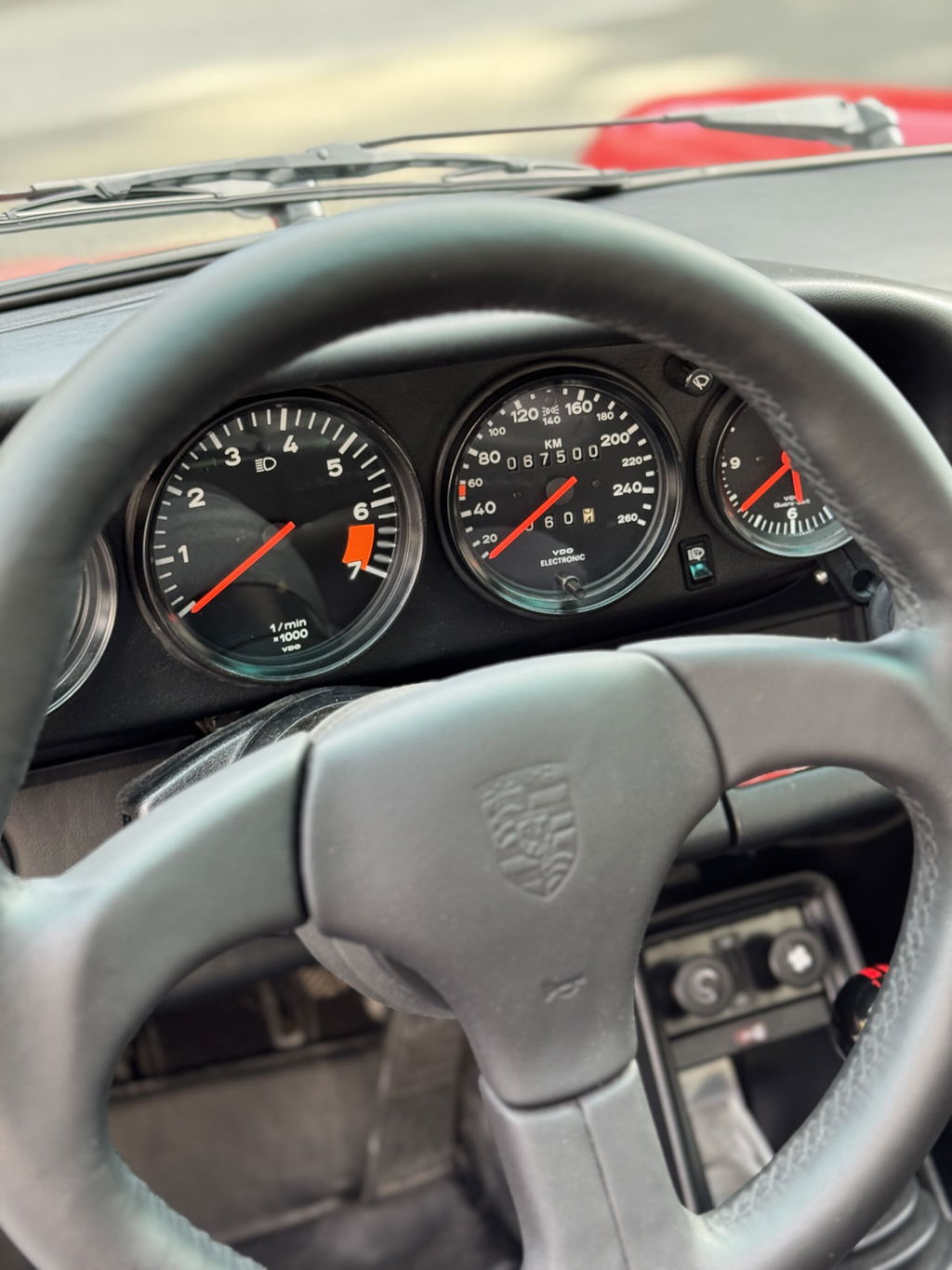 Porsche 911 Carrera 3.2 (US)