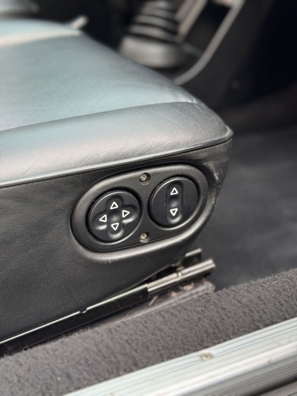 Porsche 911 Carrera 3.2 (US)