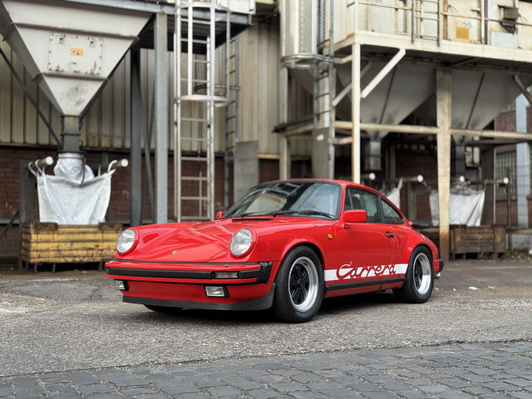 Porsche 911 Carrera 3.2 (US)