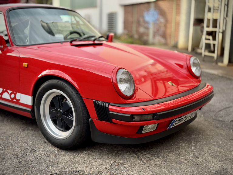 Porsche 911 Carrera 3.2 (US)
