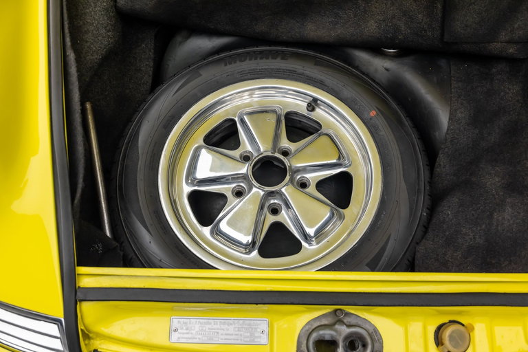 Porsche 911 S (F-Modell)