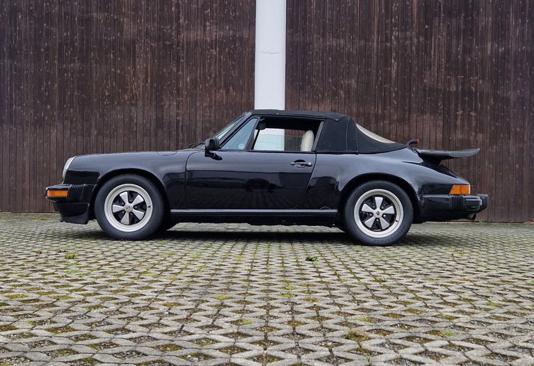 Porsche 911 Carrera 3.2