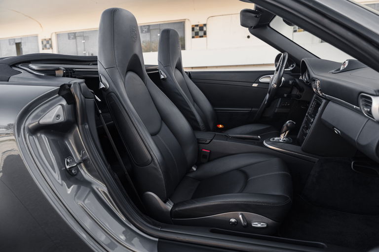 Porsche 997.2 Carrera 4S