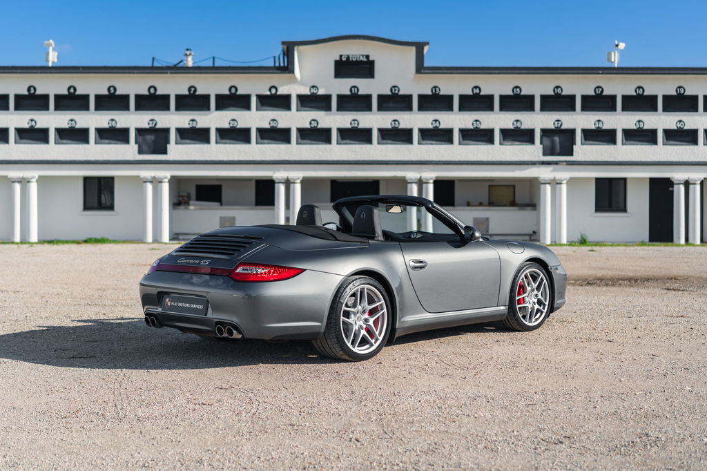 Porsche 997.2 Carrera 4S