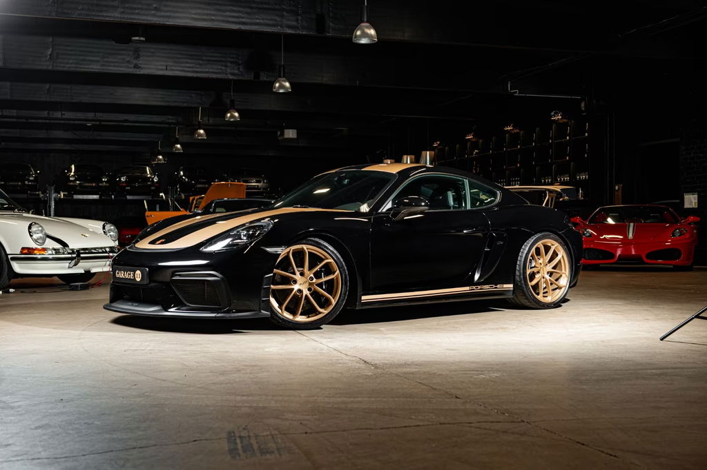 Porsche 718 Cayman GT4