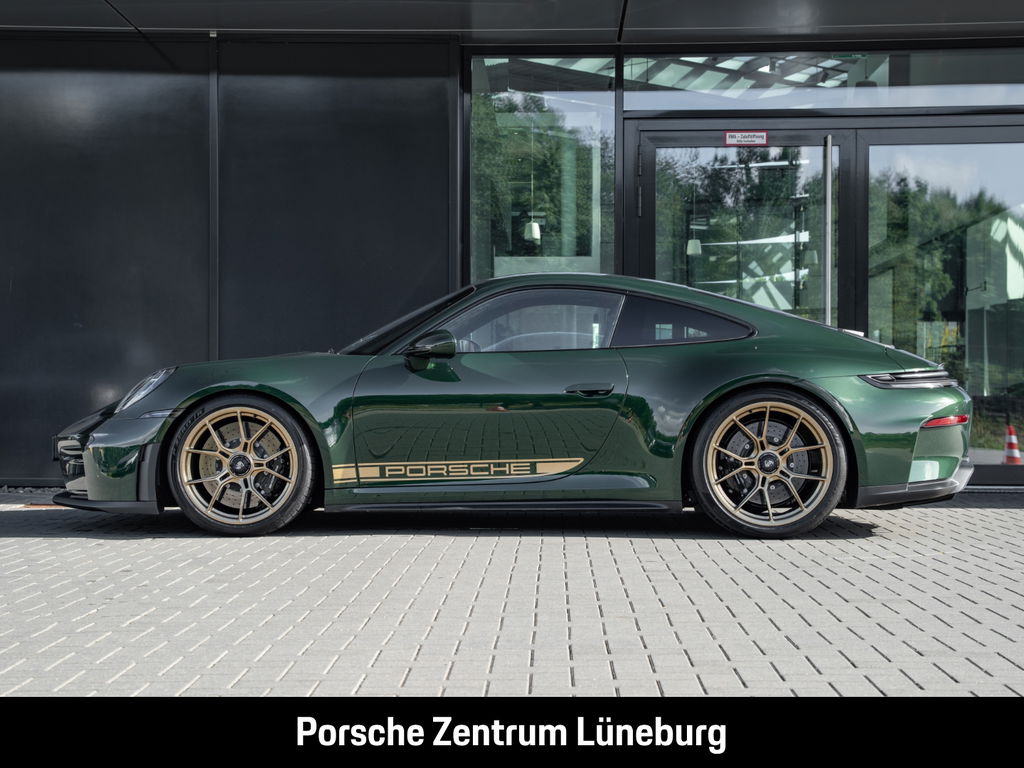 Porsche 992.2 GT3 Touring