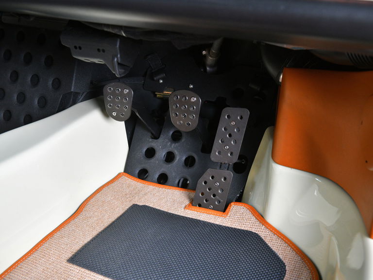 Porsche 911 Reimagined by Singer