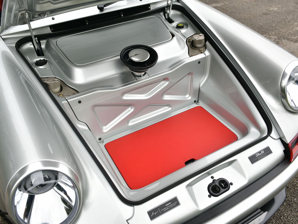 Porsche 911 Reimagined by Singer