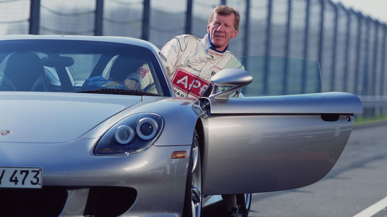 25 years of Porsche Carrera GT – From failed Formula 1 dream to supercar legend