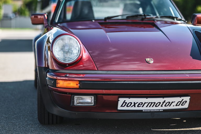Porsche 911 Turbo 3.3 (US)