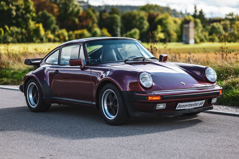 Porsche 911 Turbo 3.3 (US)