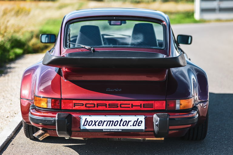 Porsche 911 Turbo 3.3 (US)