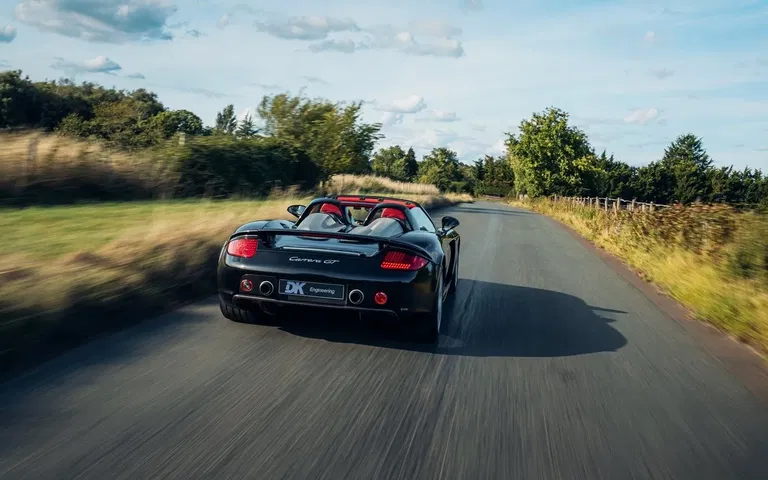 25 years of Porsche Carrera GT – From failed Formula 1 dream to supercar legend