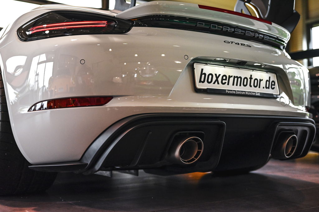 Porsche 718 Cayman GT4 RS