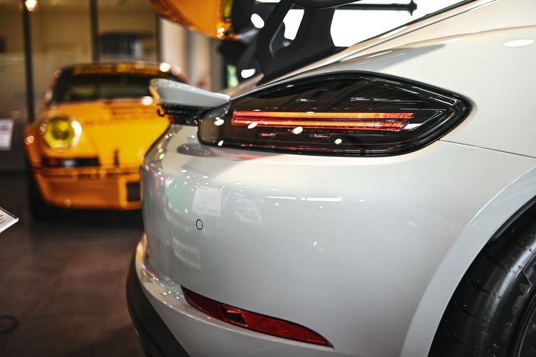 Porsche 718 Cayman GT4 RS