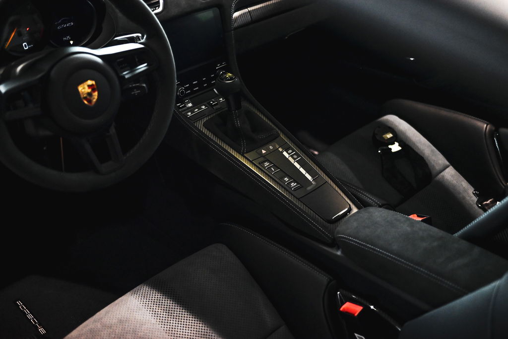 Porsche 718 Cayman GT4 RS