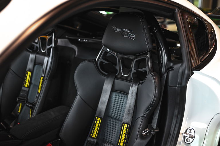 Porsche 718 Cayman GT4 RS