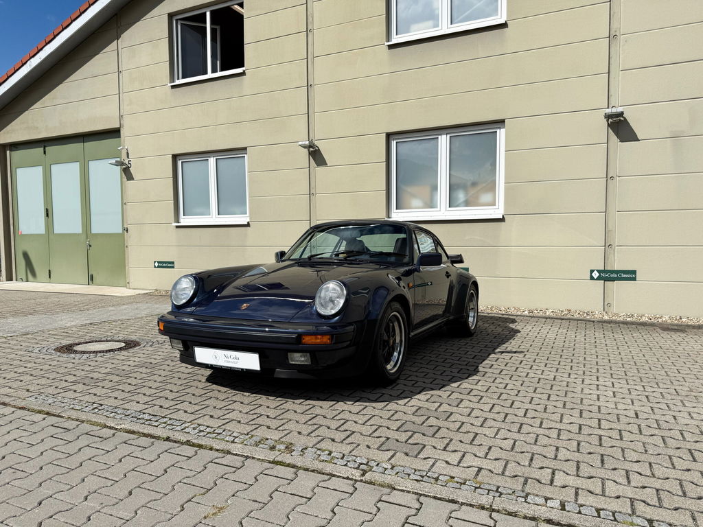 Porsche 911 Turbo 3.3