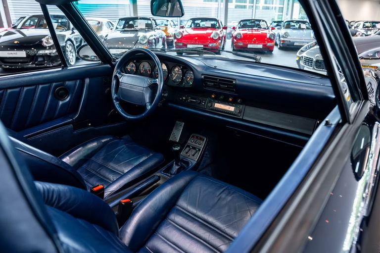 Porsche 964 Carrera 4