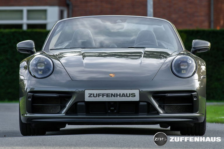 Porsche 992 Carrera GTS