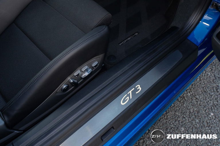 Porsche 991 GT3 Touring