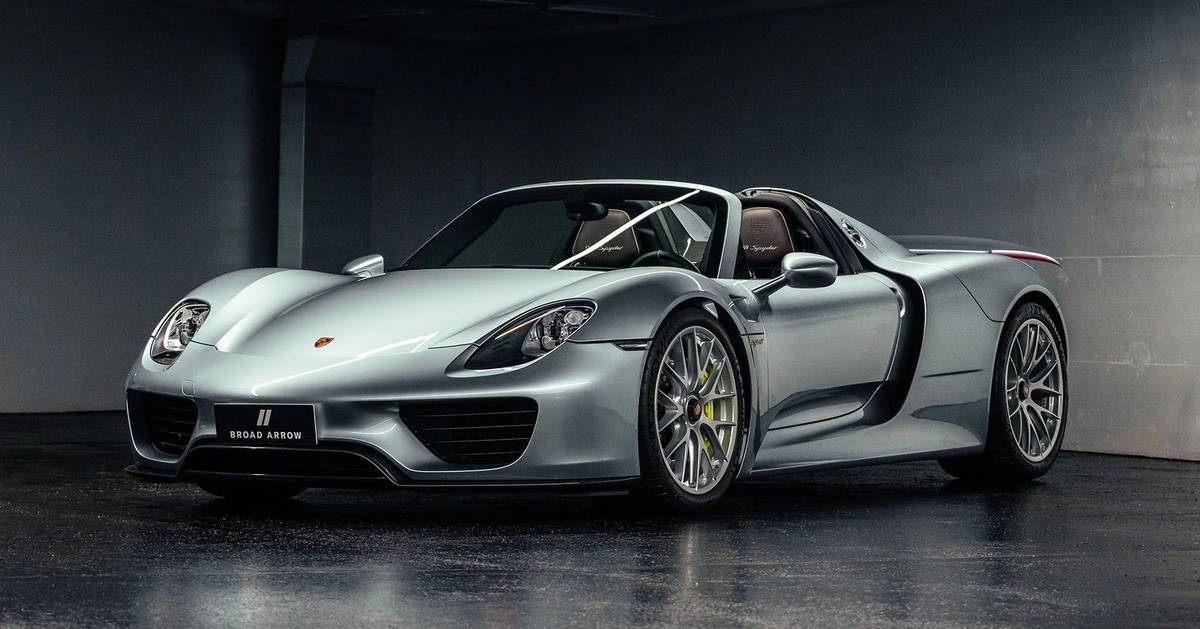 Porsche 918 Spyder 2015 - elferspot.com - Marketplace for Porsche