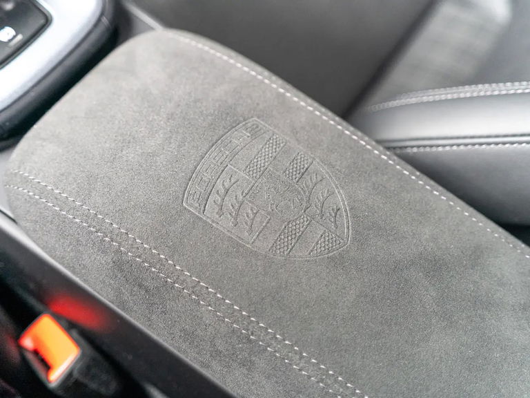 Porsche 992.2 Carrera T