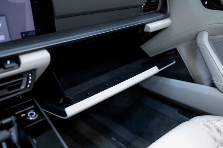 Porsche 992 Carrera S