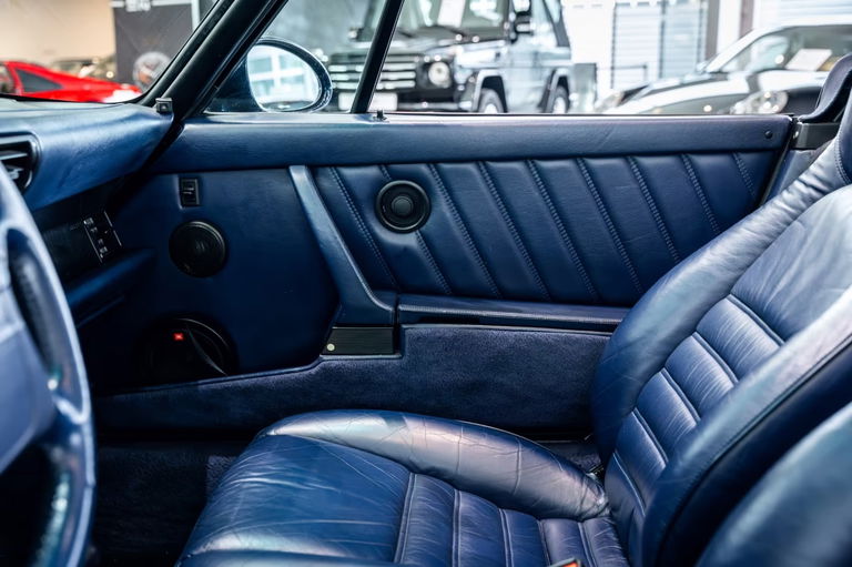 Porsche 964 Carrera 4