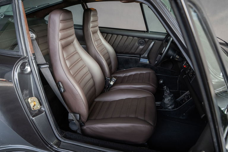 Porsche 911 Turbo 3.3