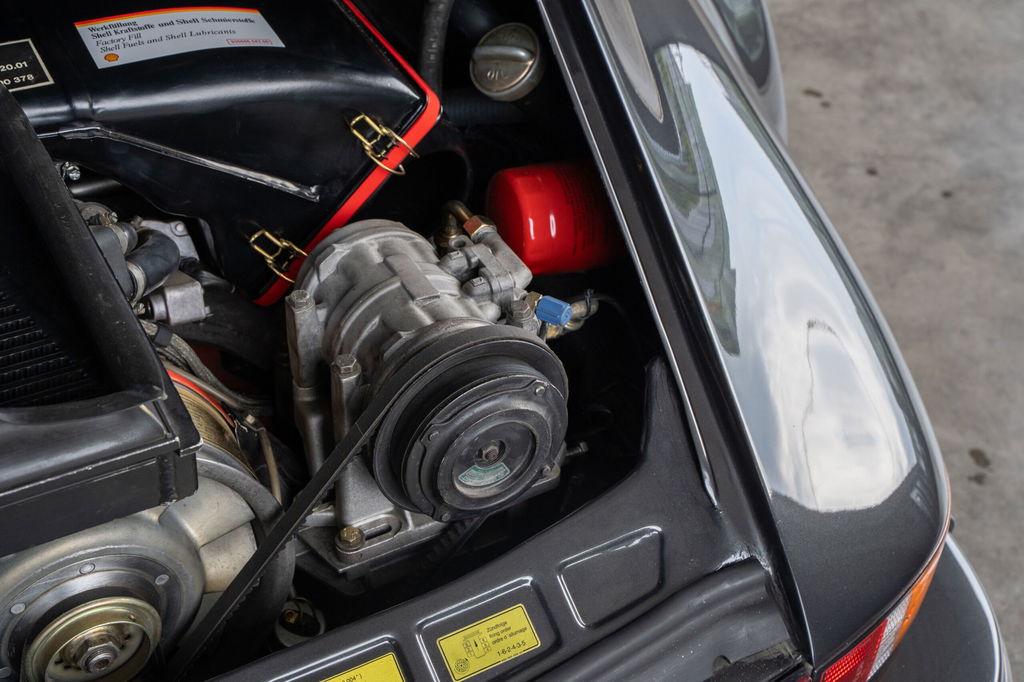 Porsche 911 Turbo 3.3