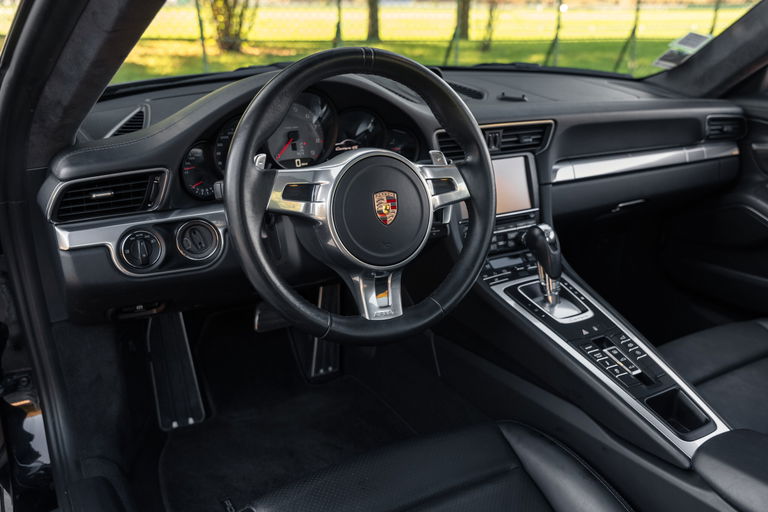 Porsche 991 Carrera 4S