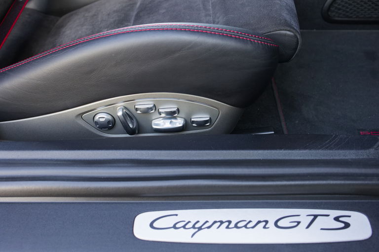 Porsche 981 Cayman GTS