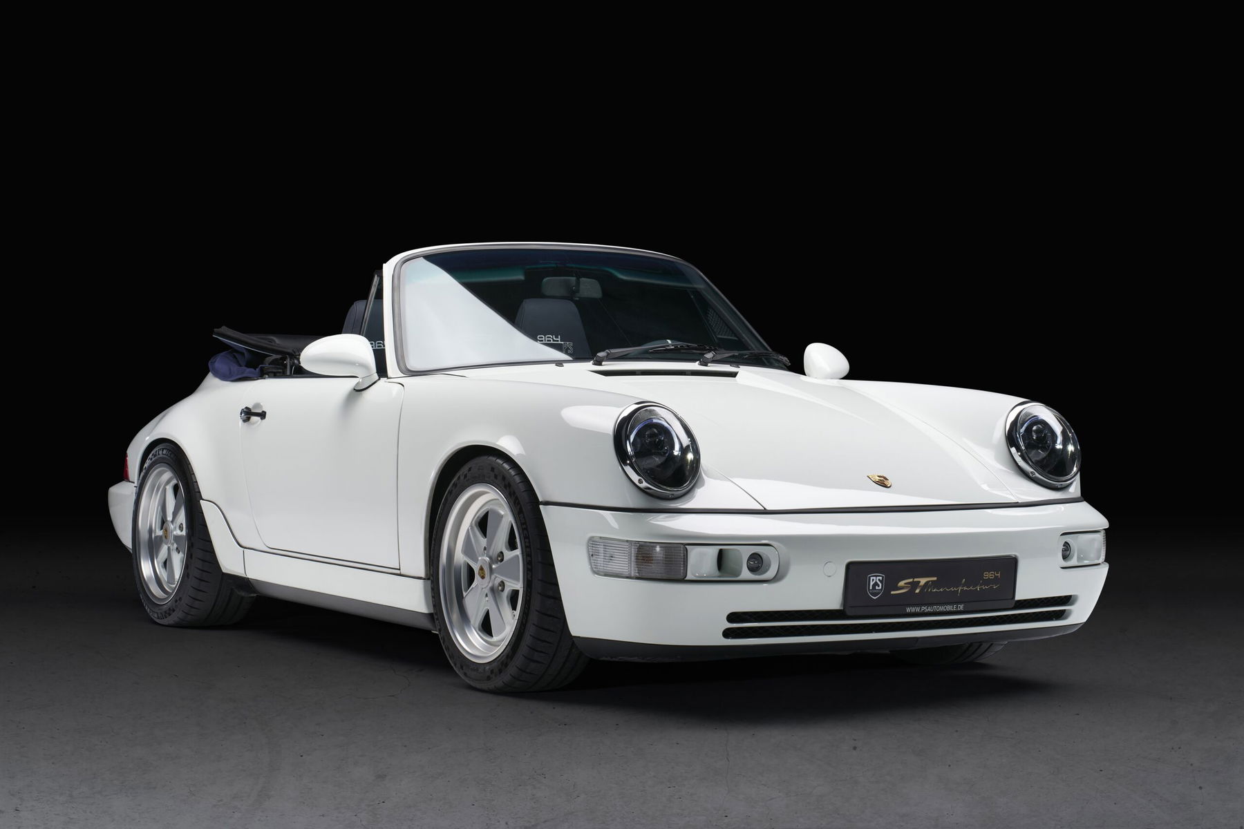 Luckyページ2 carrera2_cabrio_08_title-