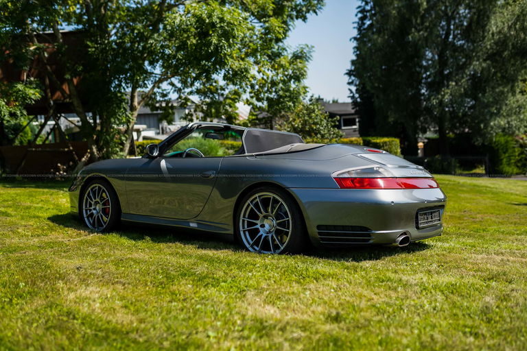 Porsche 996 Carrera 4S