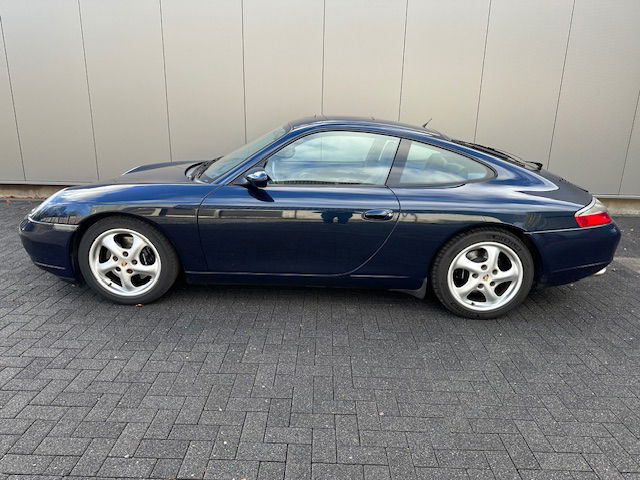 Porsche 996 Carrera